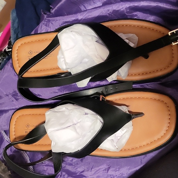 NWB Blank Thong Sandal with ankle strap. Size 11 - Picture 1 of 4